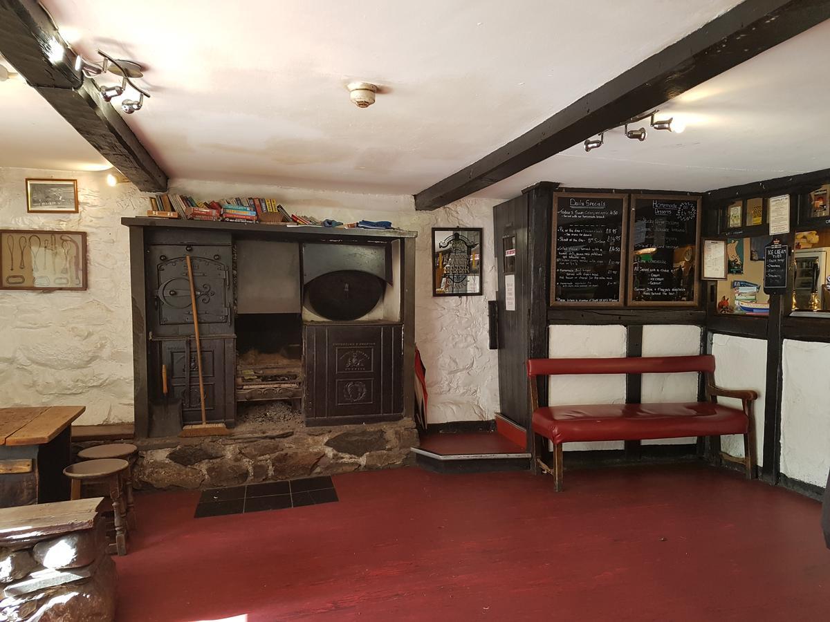 The Old Dungeon Ghyll Hotel เกรทแลงเดล ภายนอก รูปภาพ